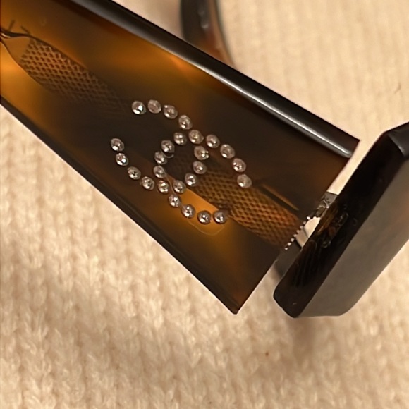 Chanel glasses - Picture 9 of 13